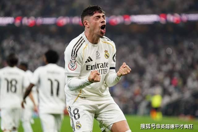 包含皇家马德里迎全明星赛关键赛，清晨刷新队史纪录，信心回归，球队文化再被提及的词条-英雄联盟S15